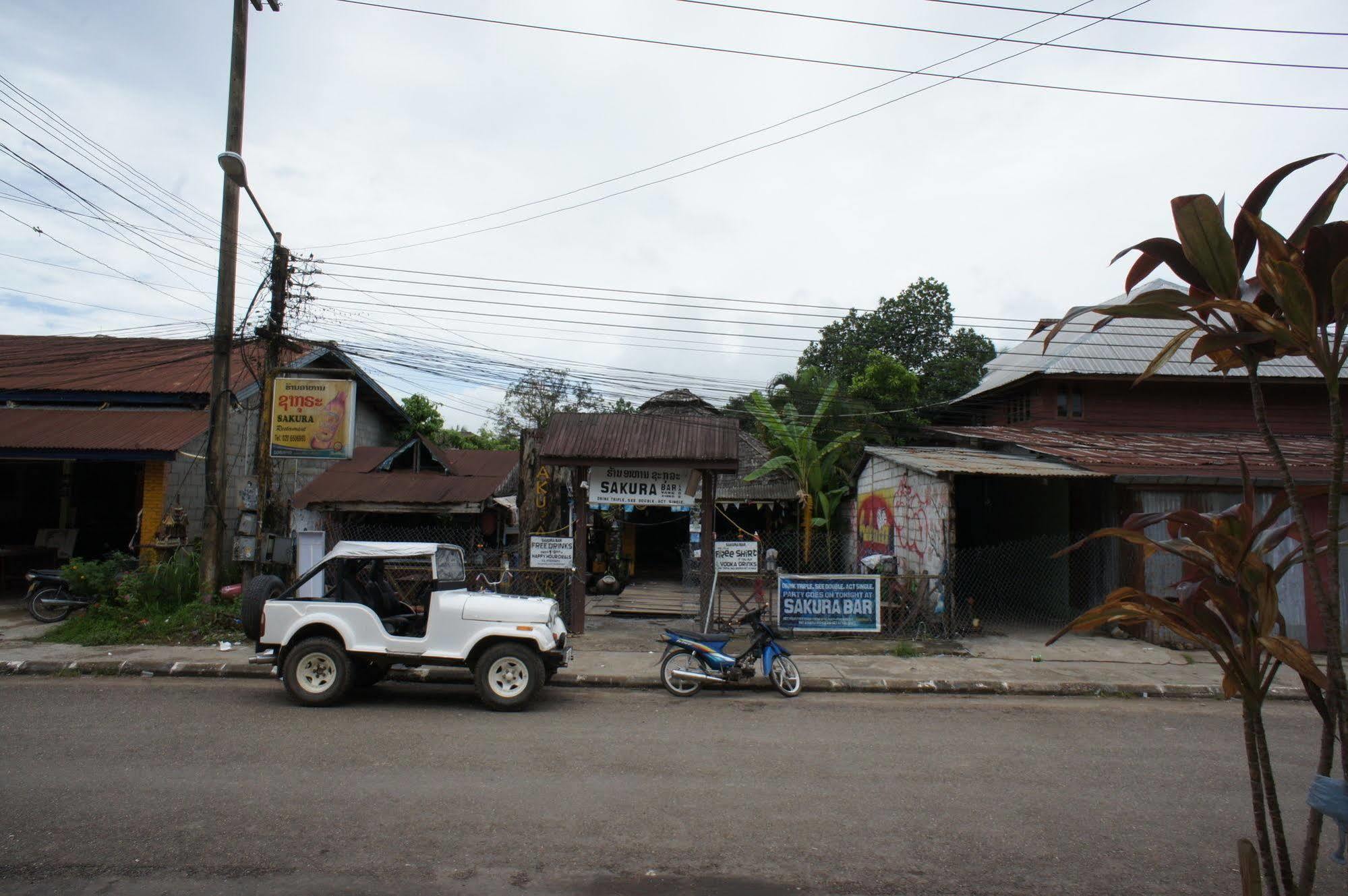 Malany Villa 2 Vang Vieng Exterior photo